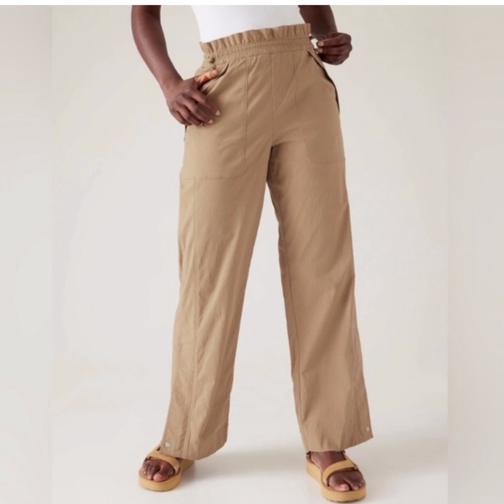 Athleta Parachute Trekkie Pant